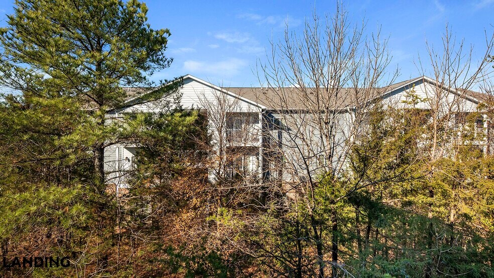 Building Photo - 9015 Kings Grant Dr