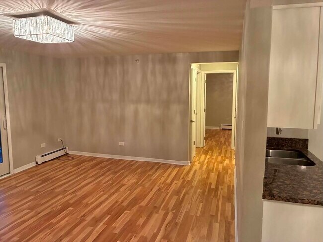 Building Photo - 9440 S 79th Ct