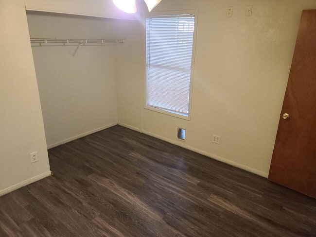 Building Photo - "Charming 2-Bedroom Oasis with Cozy Fireplace on Caracas Dr!"