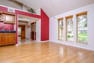 Building Photo - 2520 Hadley Cir