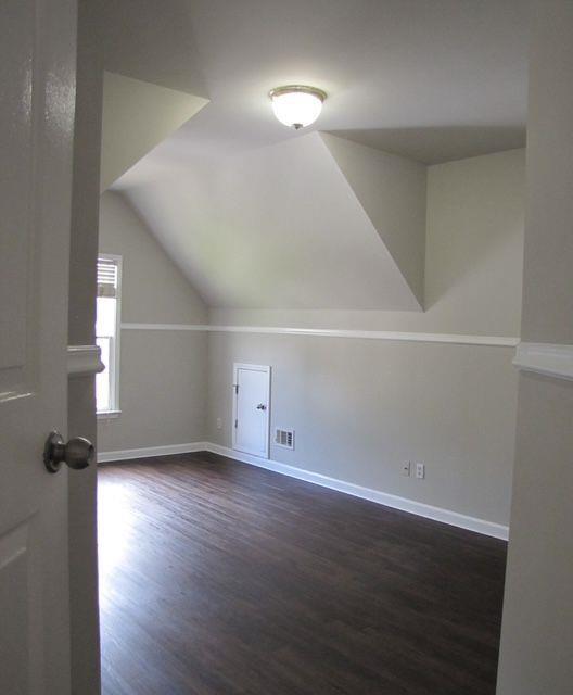 Building Photo - 96 Towne Park Dr