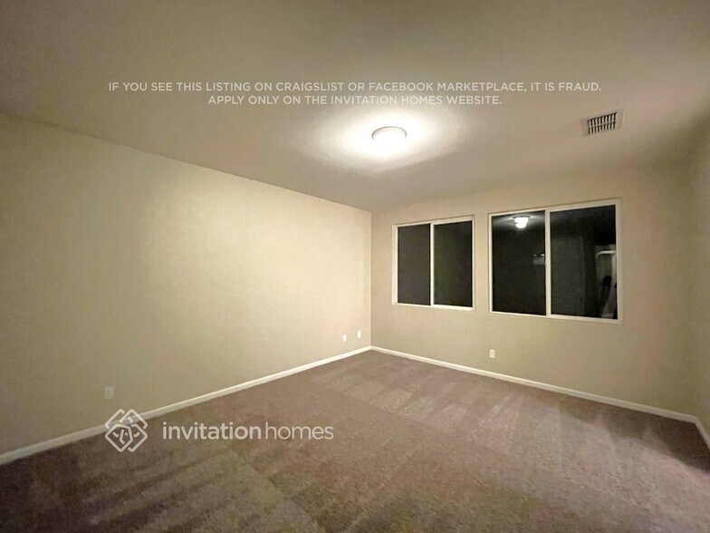 Building Photo - 5736 Bridgecross Dr