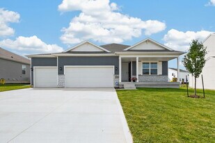 3 car garage ranch with large covered front porch - 1080 Bel Aire Ct