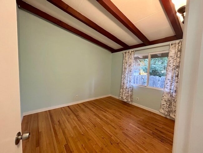 Building Photo - 4576 Auhay Dr