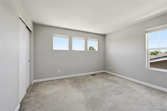 Building Photo - 4988 S Wenatchee Cir