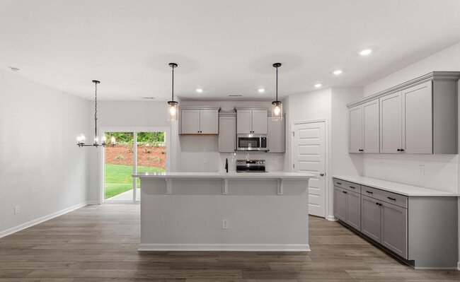 Building Photo - 160 White Oak Gdn Wy