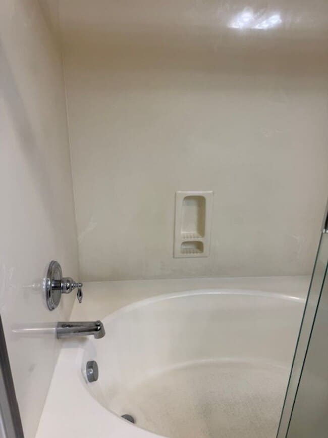 Building Photo - Gorgeous Natomas Condo