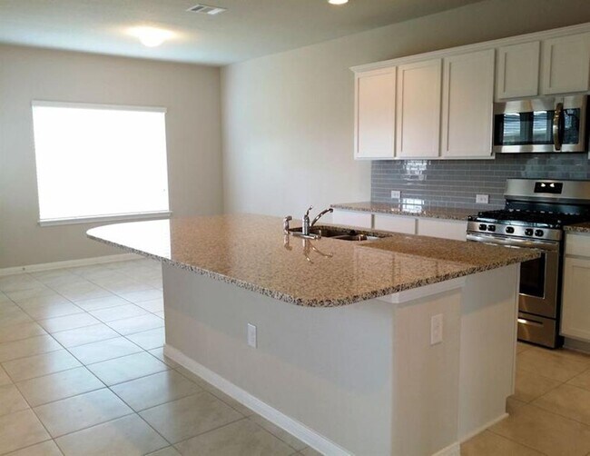 Building Photo - 1137 La Conterra Blvd