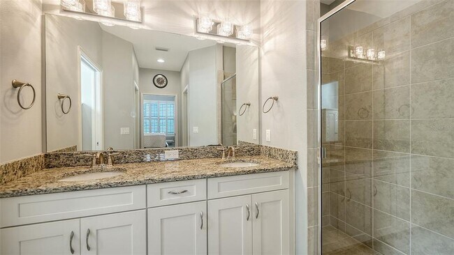 Building Photo - 13609 Messina Loop