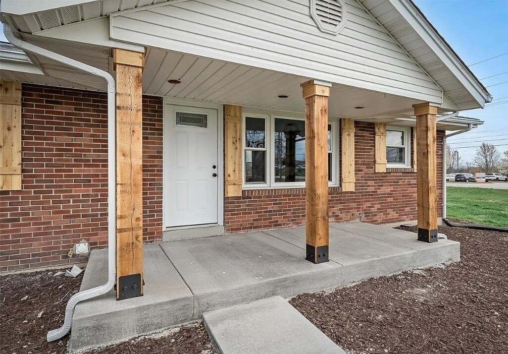 Building Photo - 4 Tiger Dr