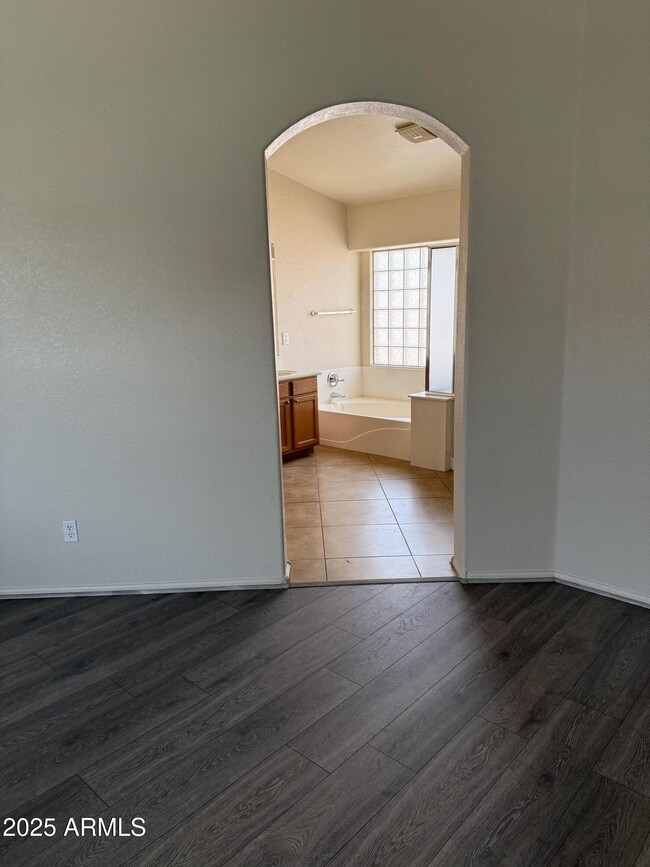 Building Photo - 8312 S 47th Ave