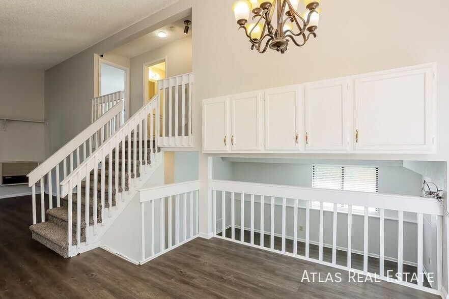 Building Photo - 2760 S Sedalia St