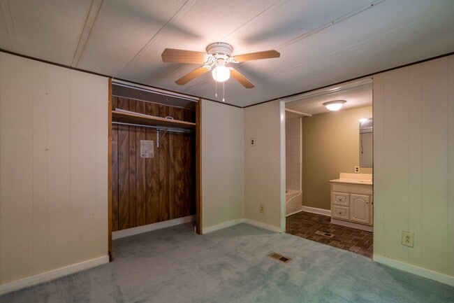 Building Photo - 4301 Budds Creek Rd