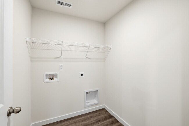 Building Photo - 8440 Mulberry Wy