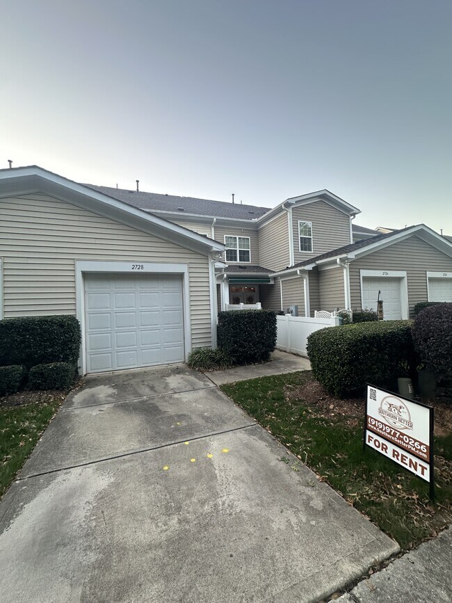 Building Photo - 2728 Cloud Mist Cir