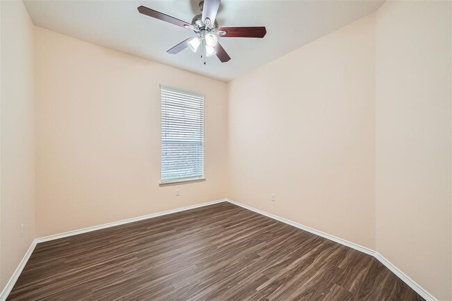 Building Photo - 465 Moonwalker Trail