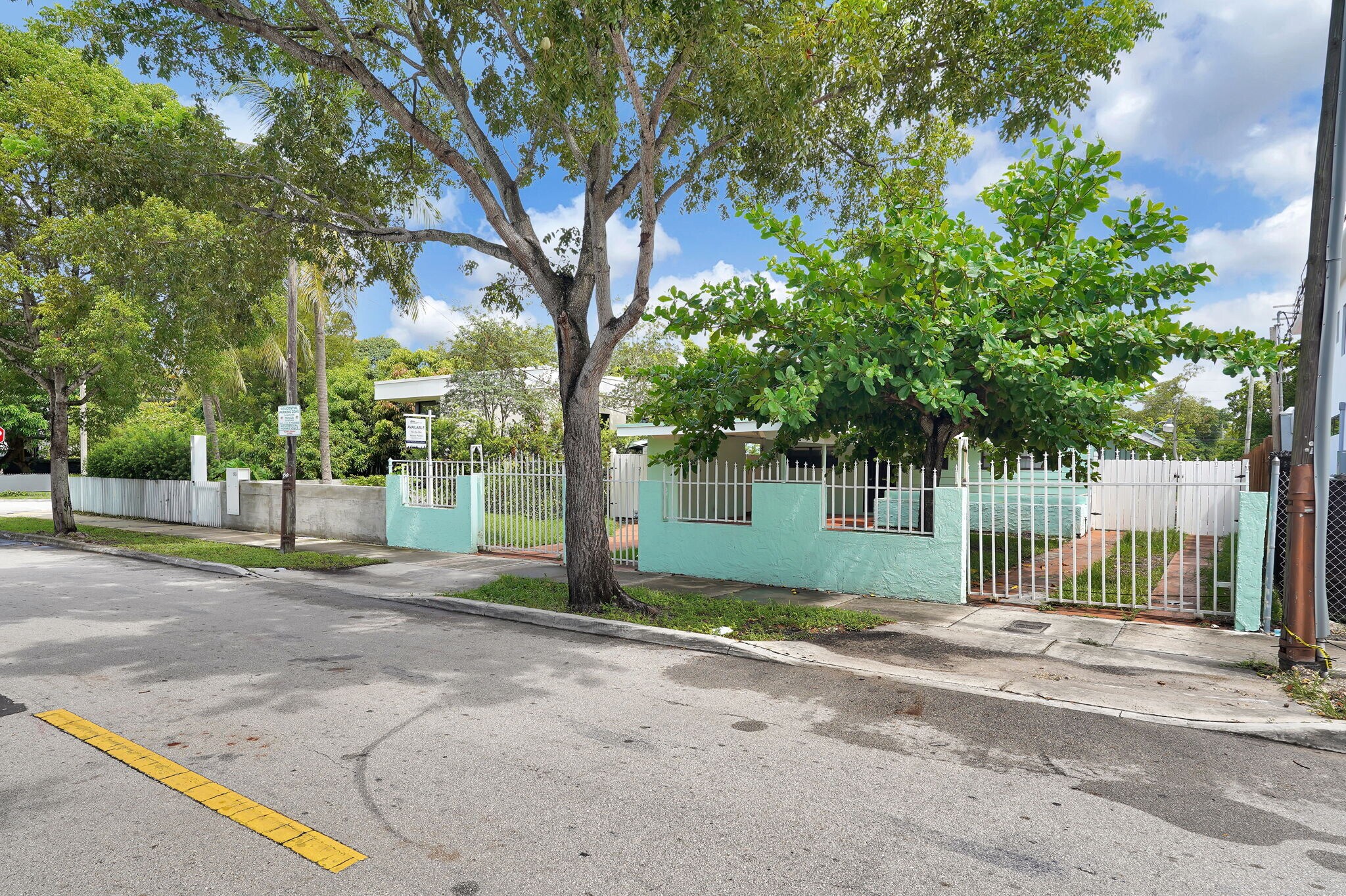 Building Photo - 75 NW 41st St