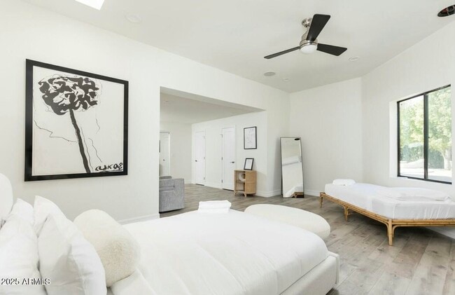 Building Photo - 11212 N Sundown Dr