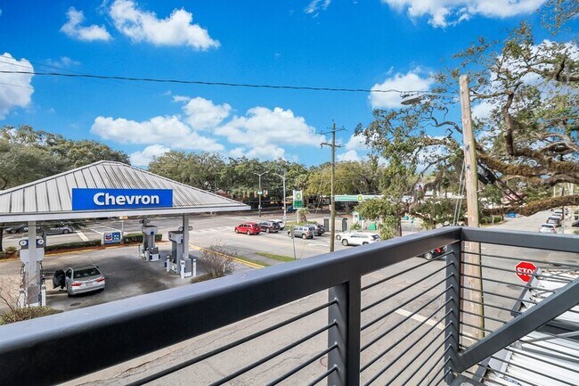 Building Photo - 2514 Abercorn St