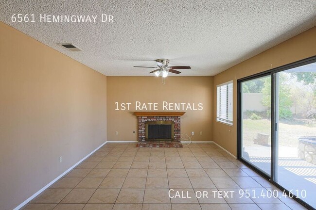 Building Photo - 6561 Hemingway Dr