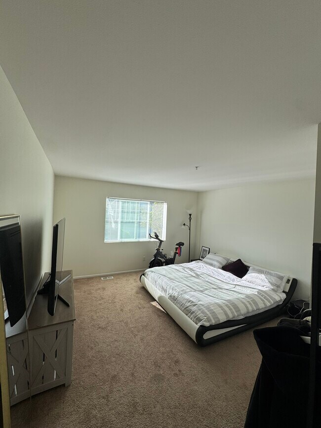 Building Photo - 21915 46th Pl S