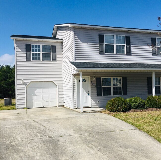 Building Photo - 101 E Coopers Ct
