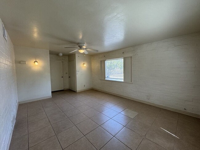 Building Photo - 2 Bedroom in central Tucson