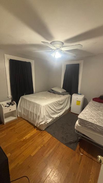 Building Photo - 39 Aldine St