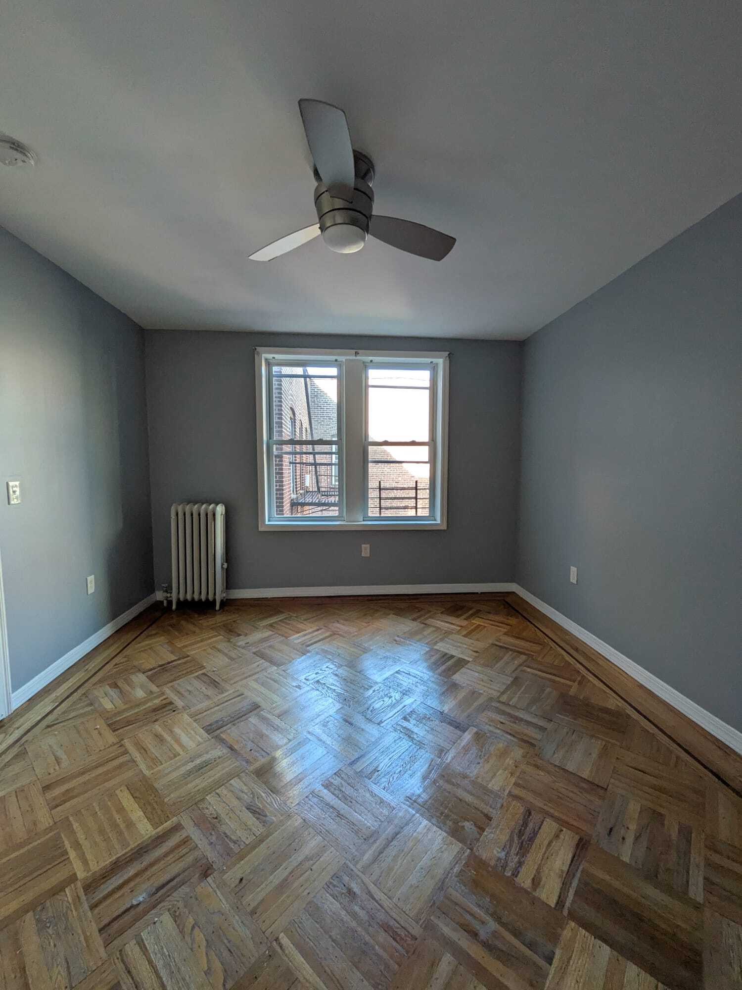 Building Photo - 43 W 29th St