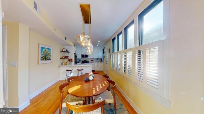 Building Photo - 1858 California St NW