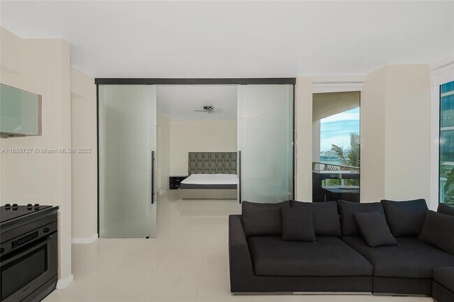 Building Photo - 1040 Biscayne Blvd