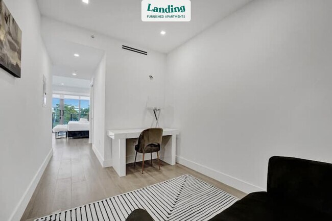 Building Photo - 9356 Bay Harbor Terrace