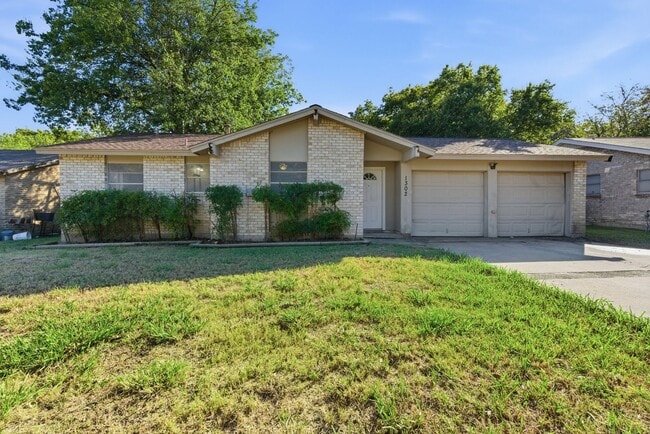 Primary Photo - Amazing in Arlington