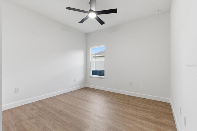 Building Photo - 4826 SW 131st Pl