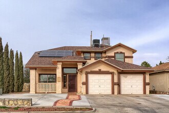 Building Photo - 401 Santorini Ct