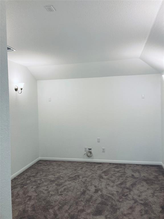 Building Photo - 110 White Aster Ct