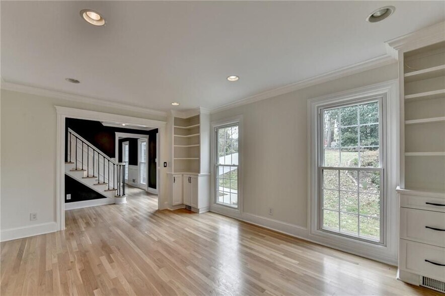 Building Photo - 3914 Granger Dr