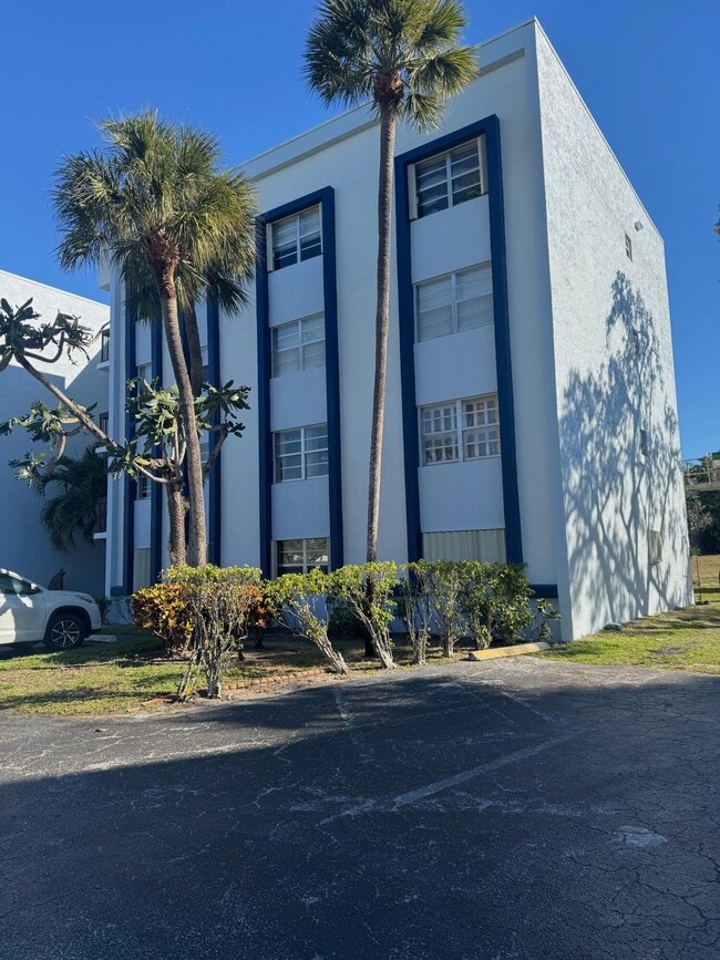 Building Photo - 6300 NW 2nd Ave