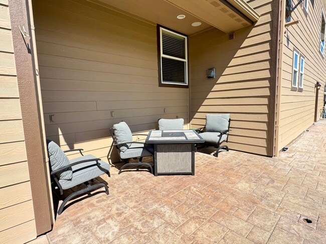 Building Photo - 130 Ridge Dr