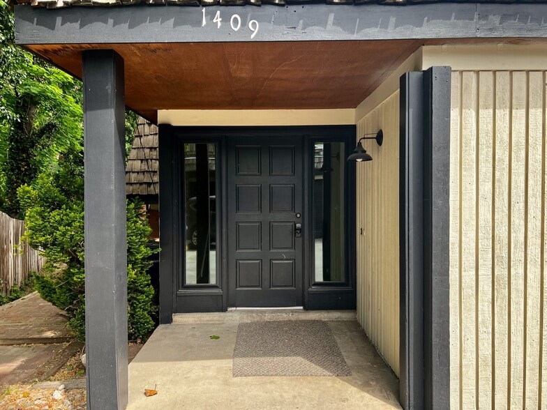 Building Photo - 1411 B Murphy's Lane