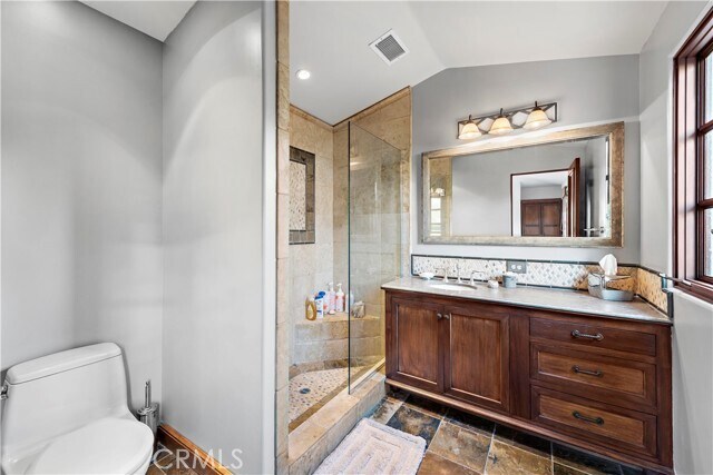 Building Photo - 115 Irvine Cove Pl