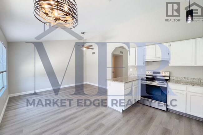Building Photo - 3Bed/2Bath Home at 7th Ave/Union Hills! $2...