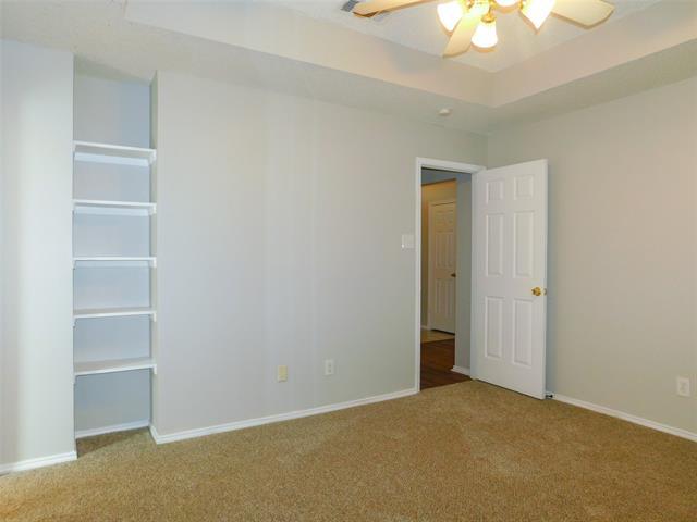 Building Photo - 1008 Bayfield Dr