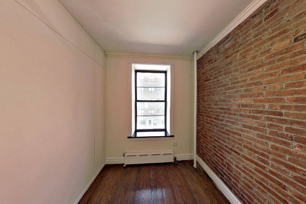 Building Photo - 420 W 51s Street (9th & 10th Ave), #4