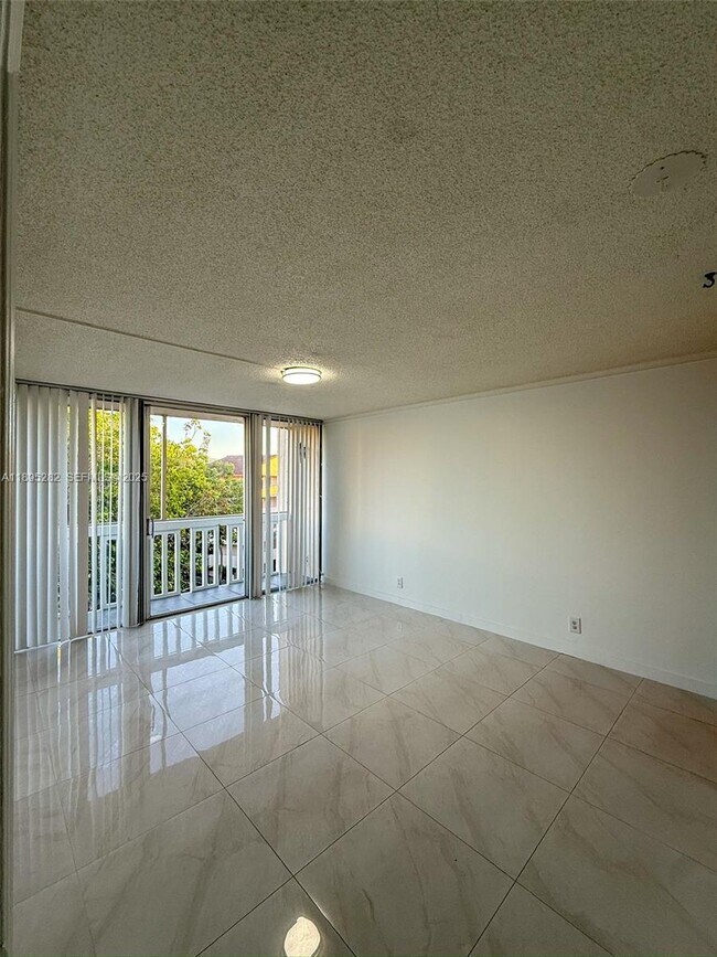 Building Photo - 7051 Environ Blvd