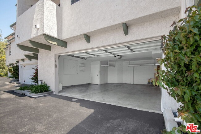 Building Photo - 387 Westlake Vista Ln