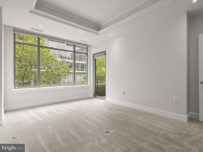 Building Photo - 2425 L St NW
