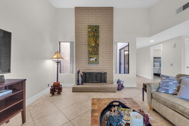 Building Photo - 168 Cam Arroyo S