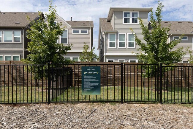 Building Photo - 7601 Cooper Ln