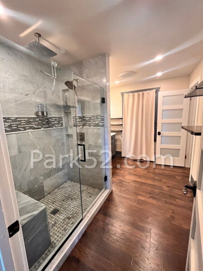 Building Photo - Beautiful Tacoma Single Family Home